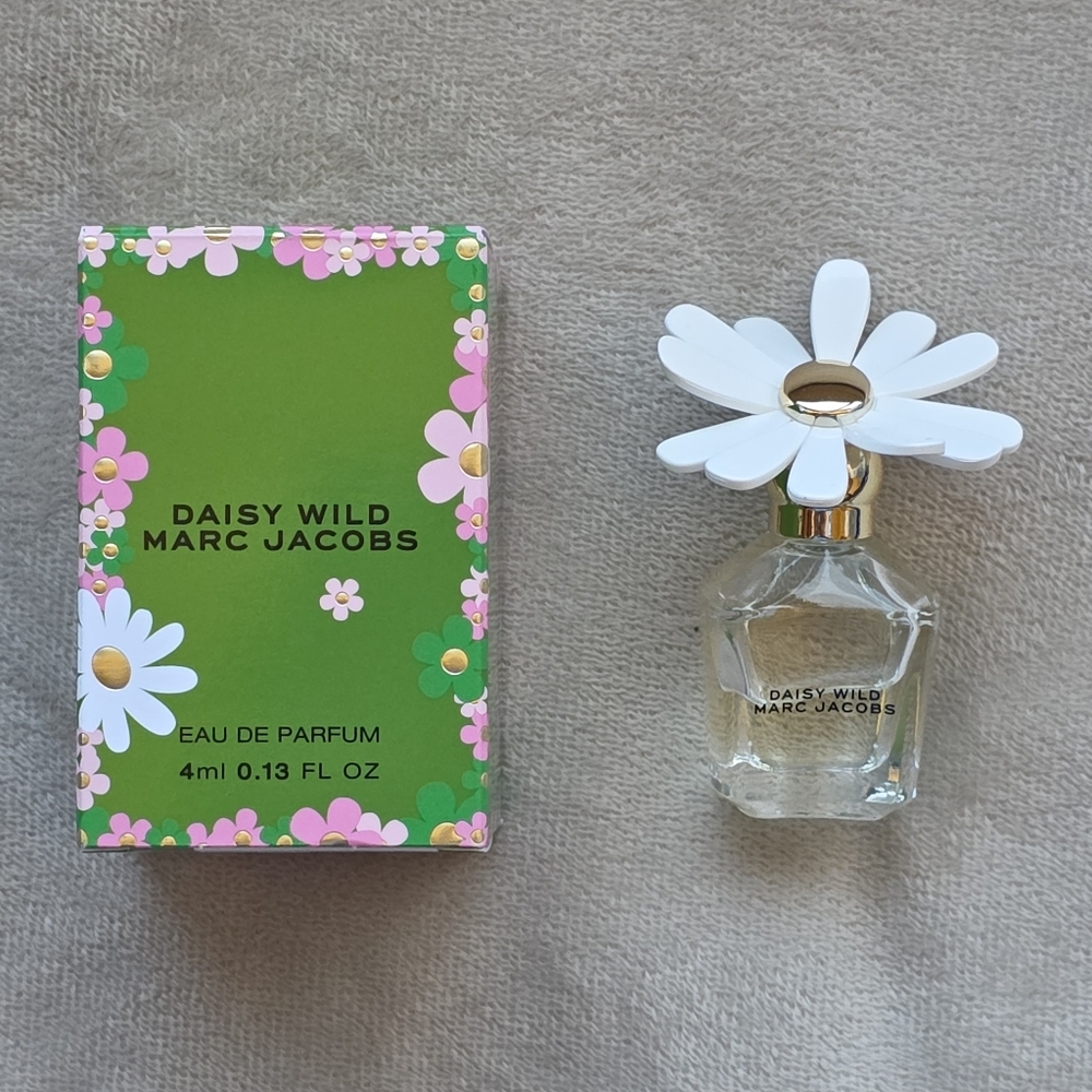 Marc Jacobs Daisy Wild Sample Size 4mL